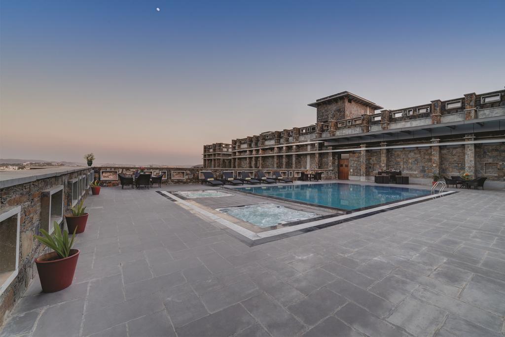 Ramada Udaipur Resort & Spa Exteriér fotografie