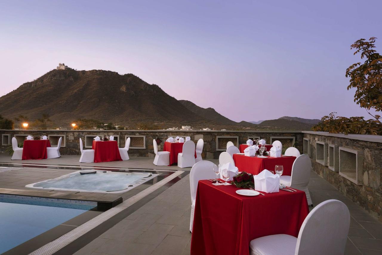 Ramada Udaipur Resort & Spa Exteriér fotografie